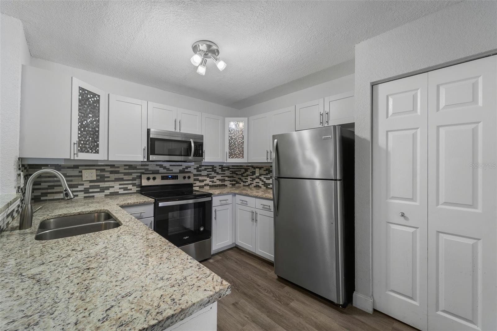 THE GALLERY AT BAYPORT CONDOMI - Residential