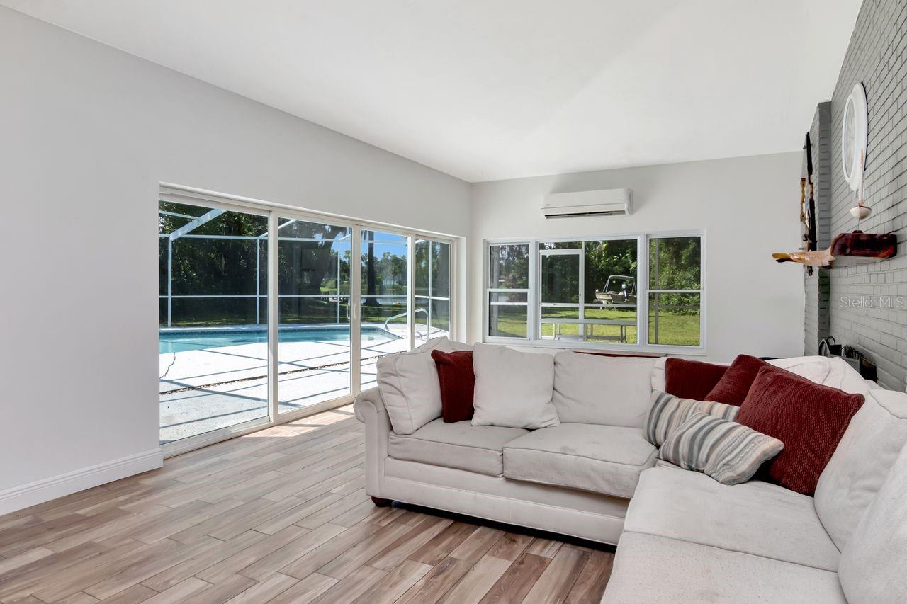 9214 RHEA DRIVE