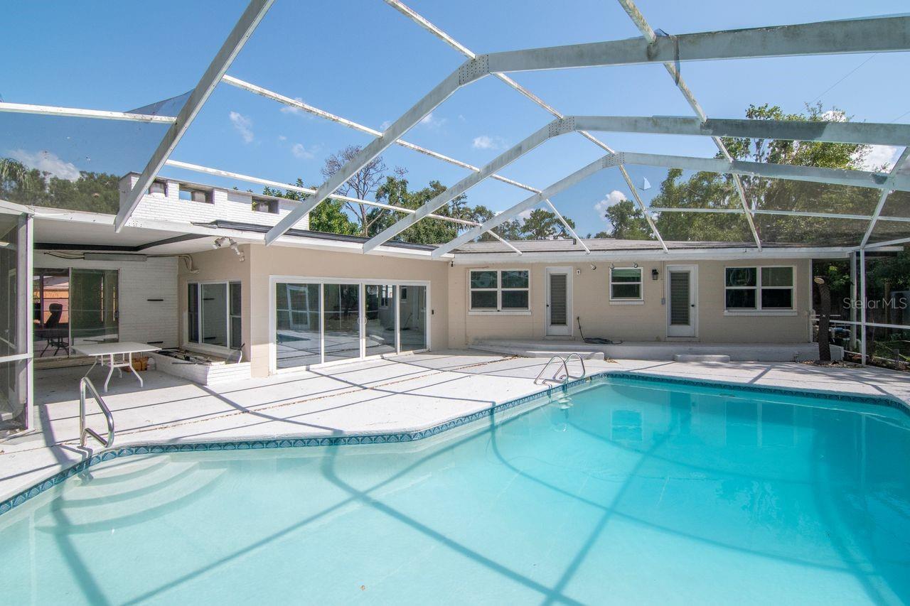 WARREN ESTATES - Residential