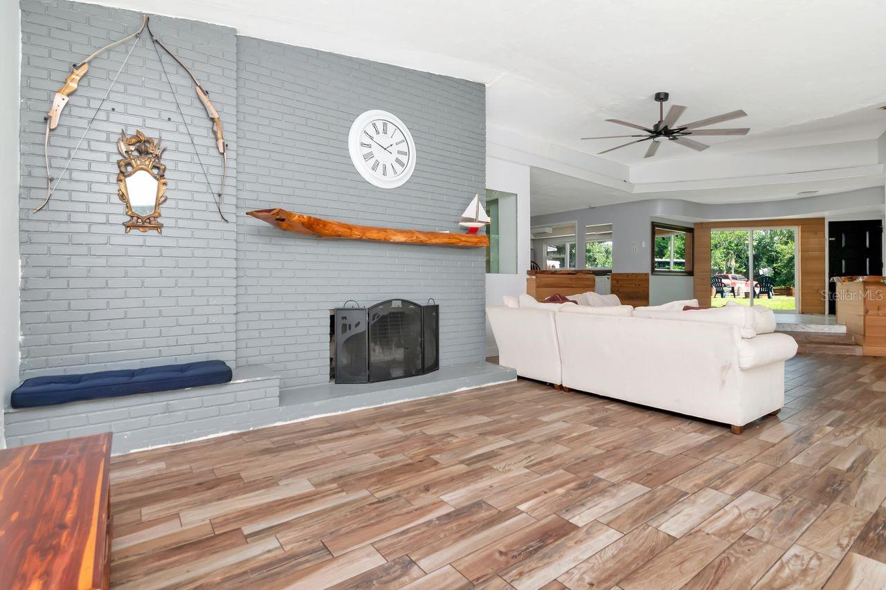 WARREN ESTATES - Residential