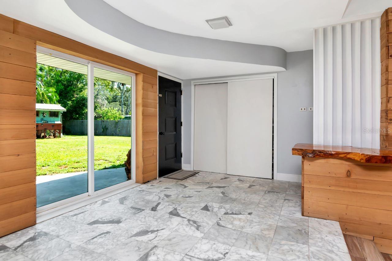 WARREN ESTATES - Residential