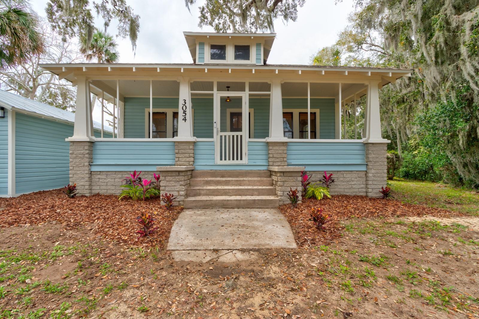 3054 N DIXIE FREEWAY