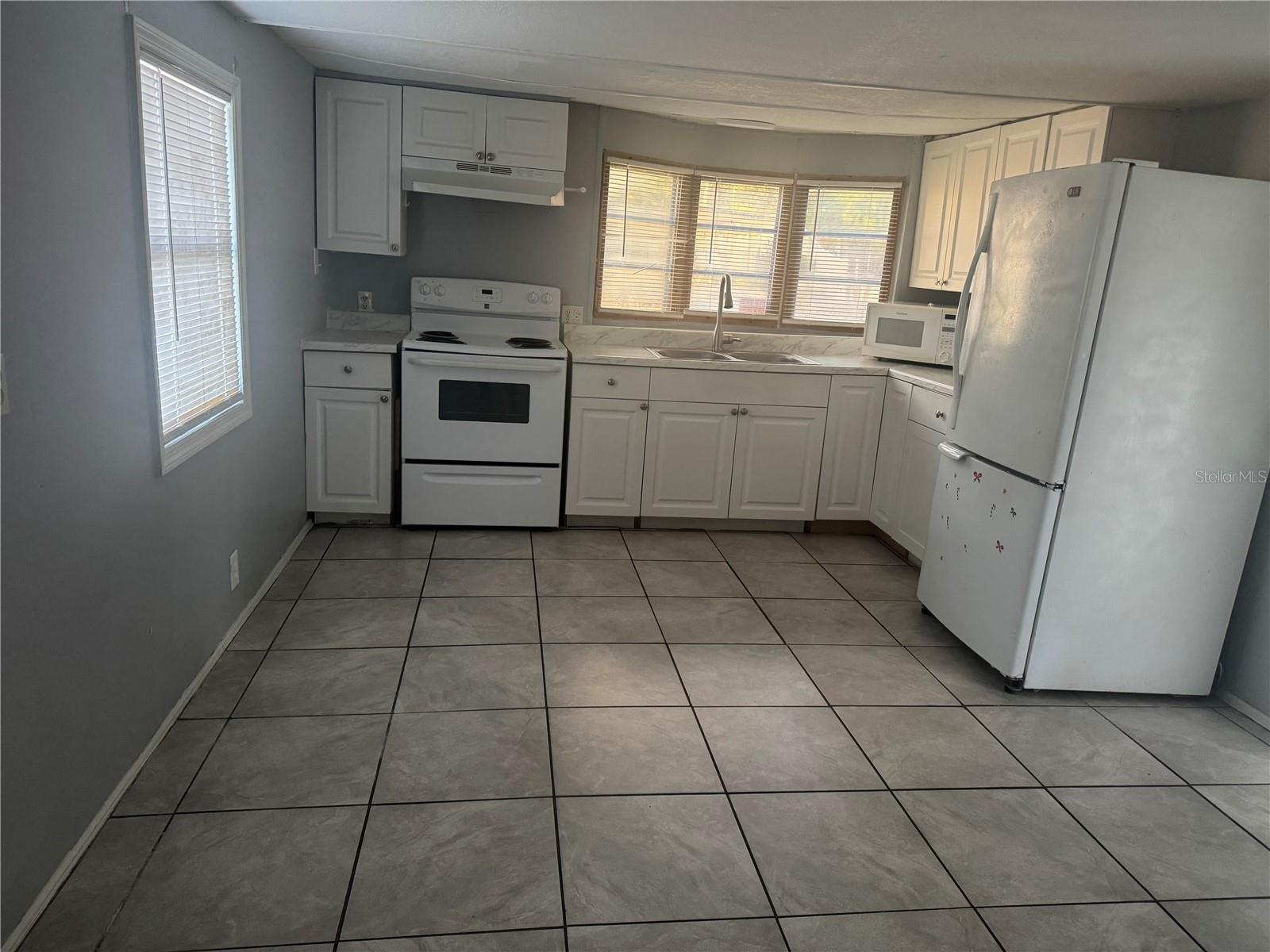 SUNSHINE PARK - Residential