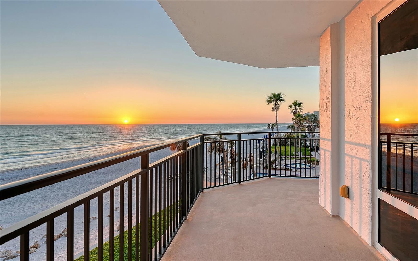 2525 GULF OF MEXICO DRIVE 3F