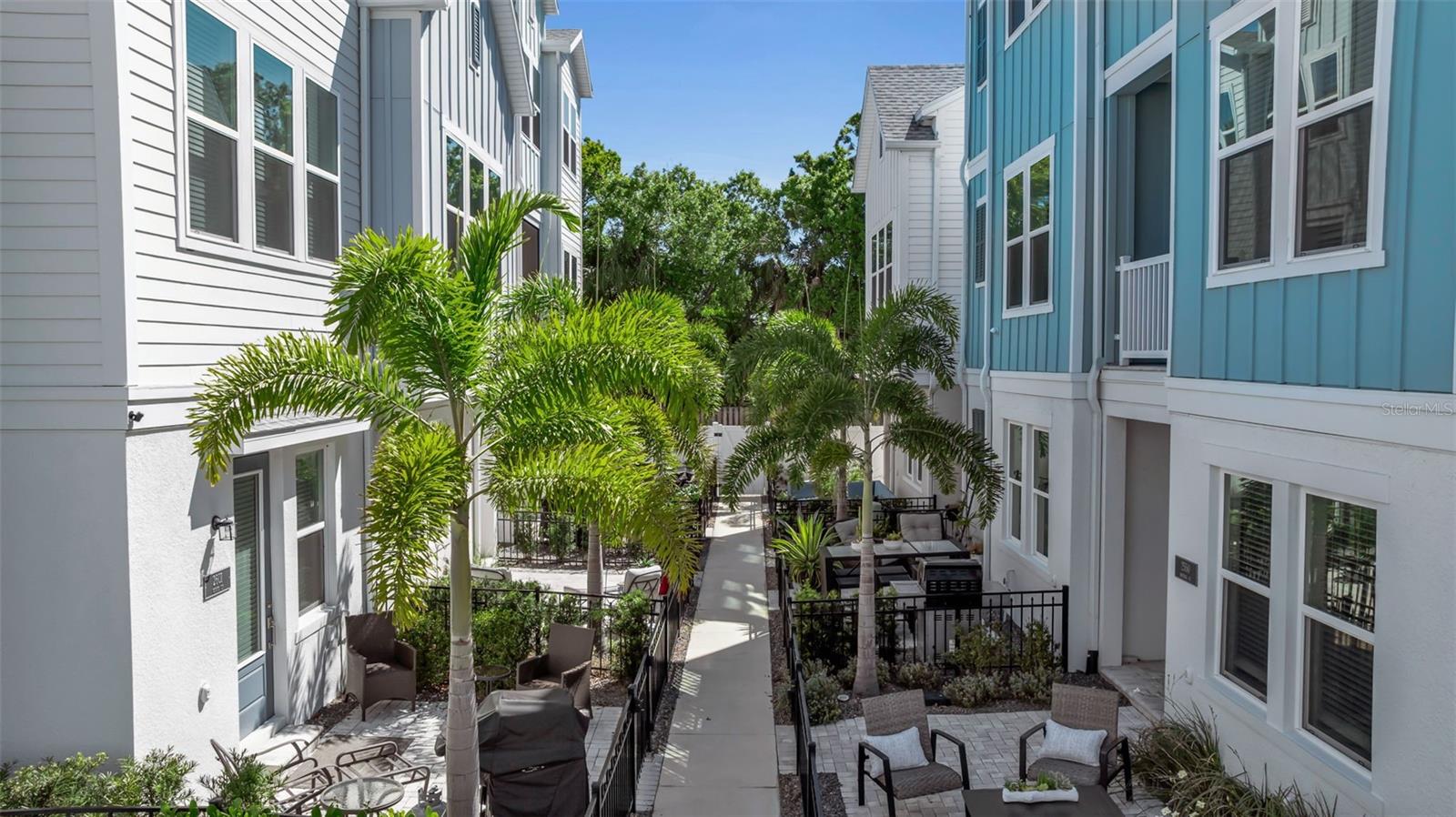 2554 RUFFING COURT, SARASOTA, FL, 34237 2 2554 RUFFING COURT