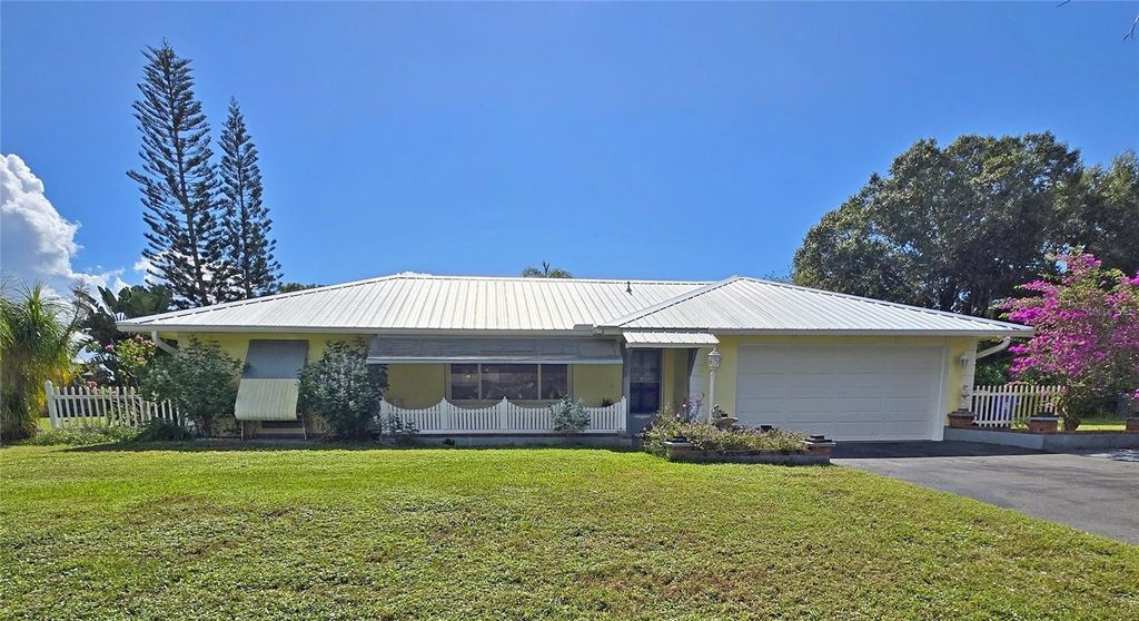 Photo of 6208 Wilson Ter, Sebring, FL 33876 (MLS # P4936767)