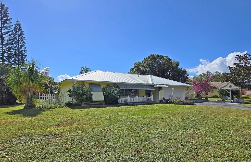 Photo of 6208 Wilson Ter, Sebring, FL 33876 (MLS # P4936767)