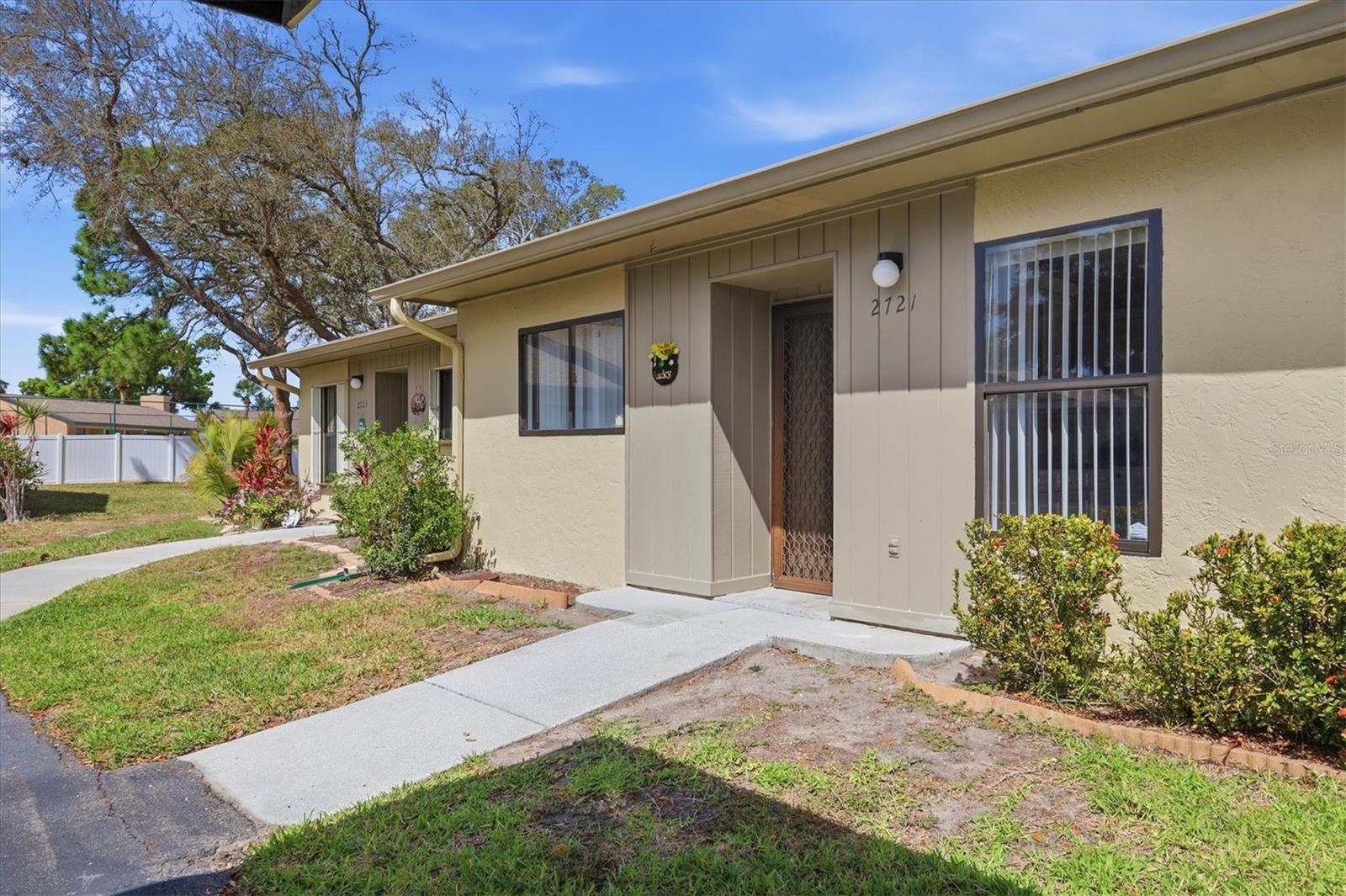 HUNTINGTON WOODS - Residential