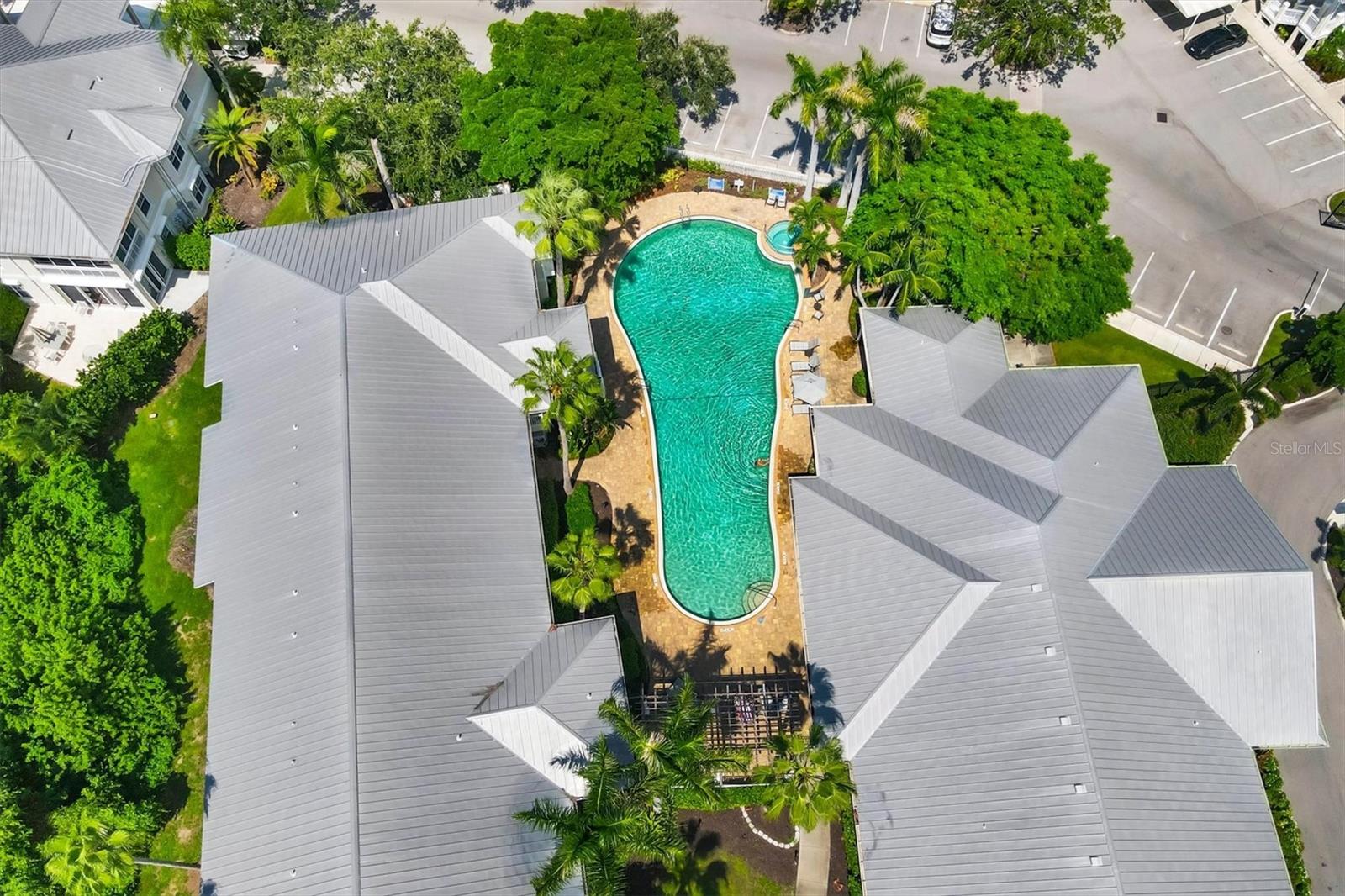 HUNTINGTON WOODS - Residential