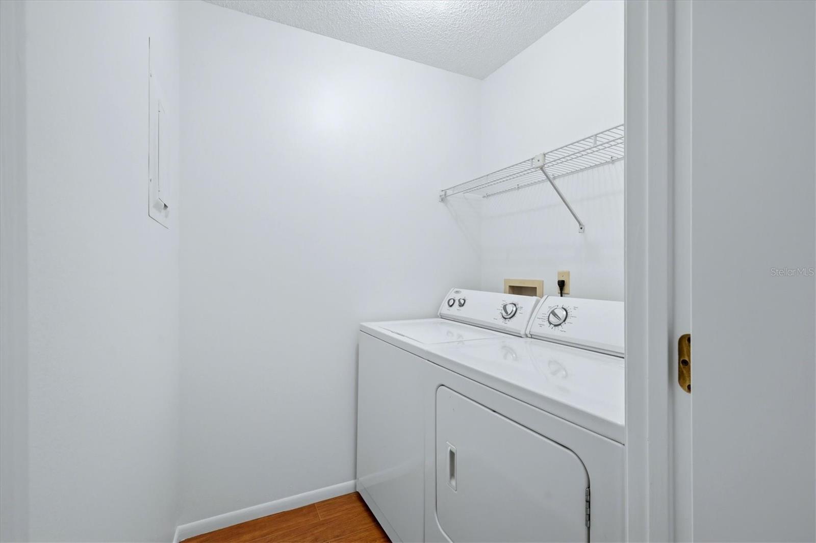 HUNTINGTON WOODS - Residential