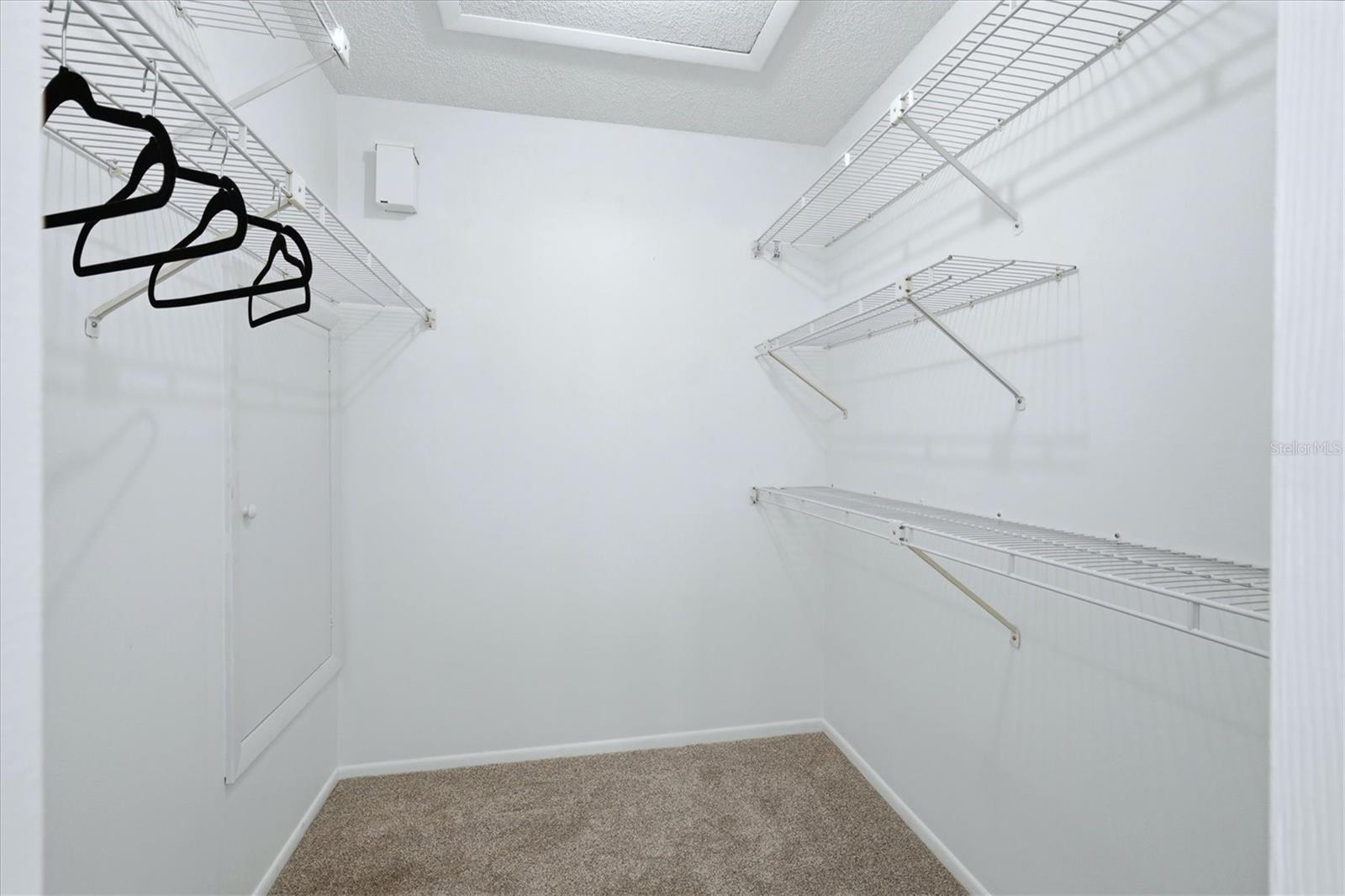 HUNTINGTON WOODS - Residential