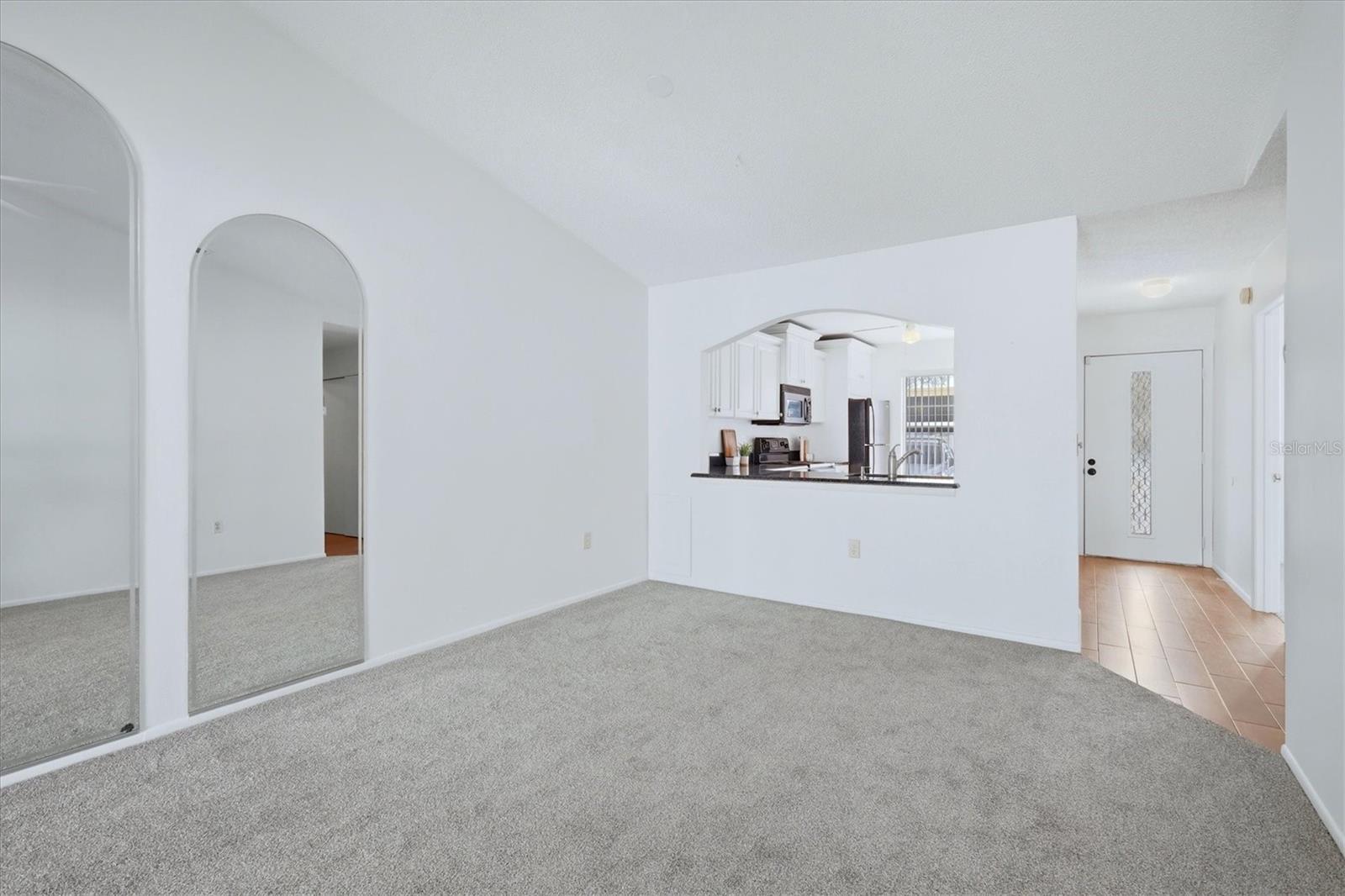 HUNTINGTON WOODS - Residential