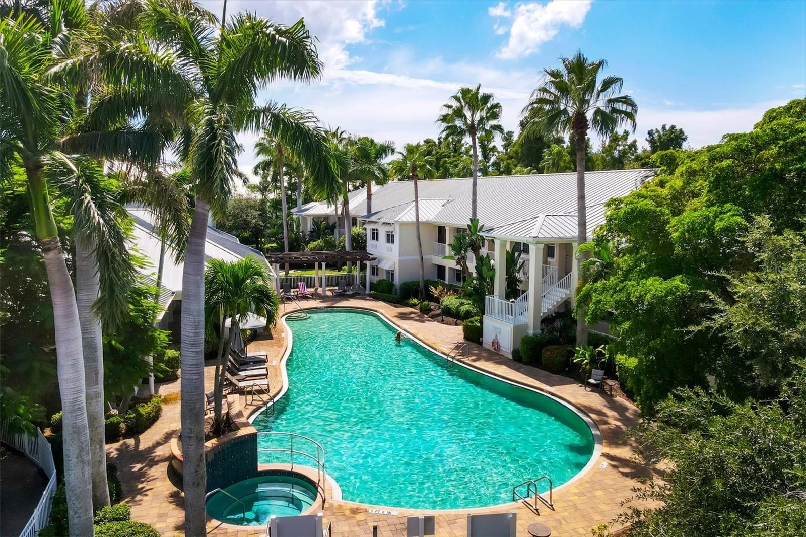 HUNTINGTON WOODS - Residential