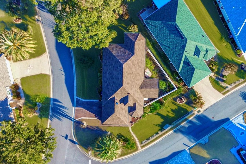 Photo of 21850 Tartan Street, Leesburg, FL 34748 (MLS # G5106493)