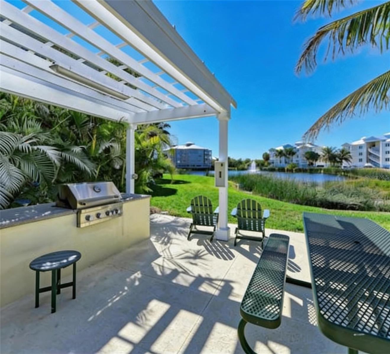 PALMA SOLA BAY CLUB PH 18B - Residential