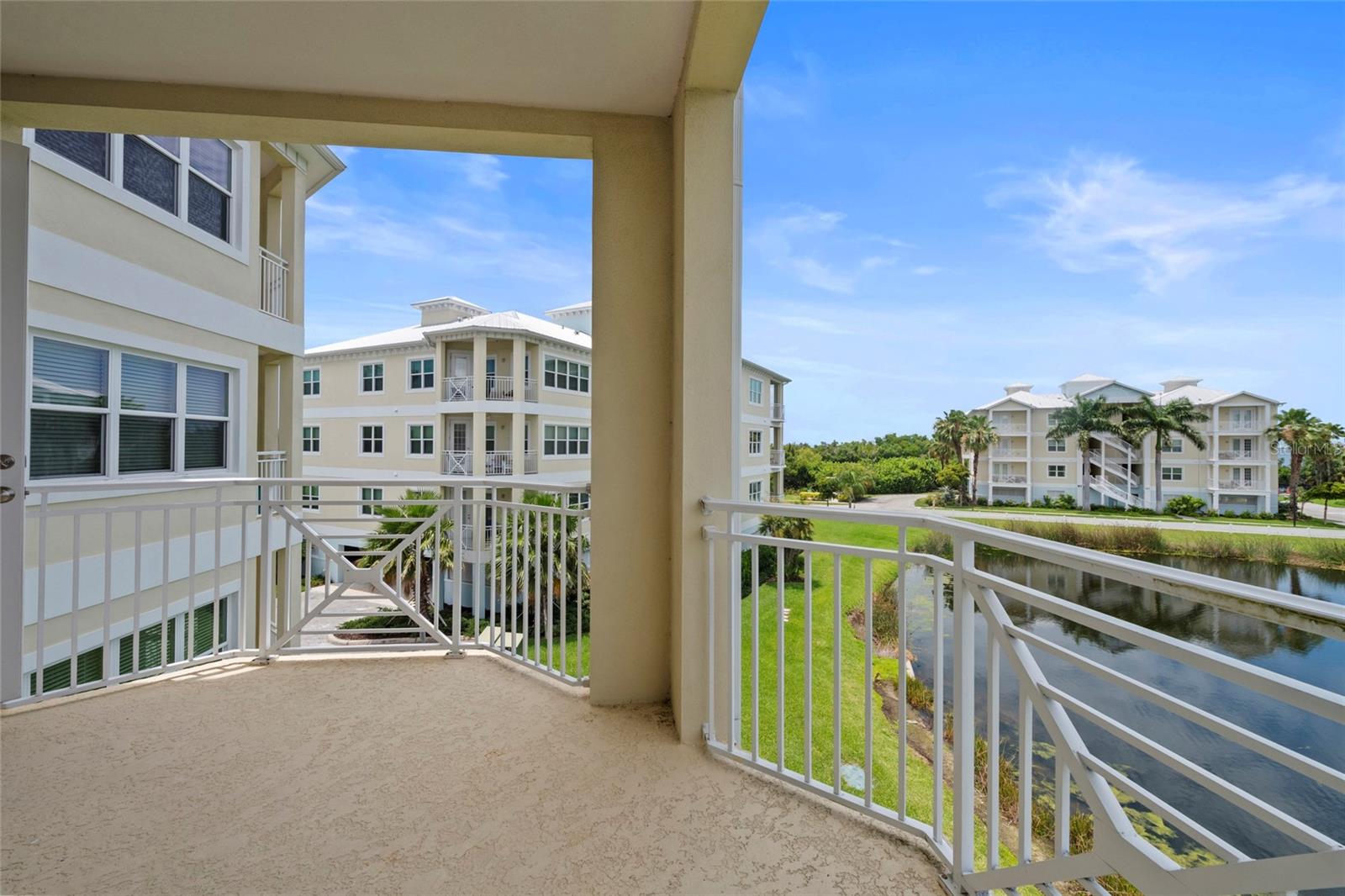PALMA SOLA BAY CLUB PH 18B - Residential