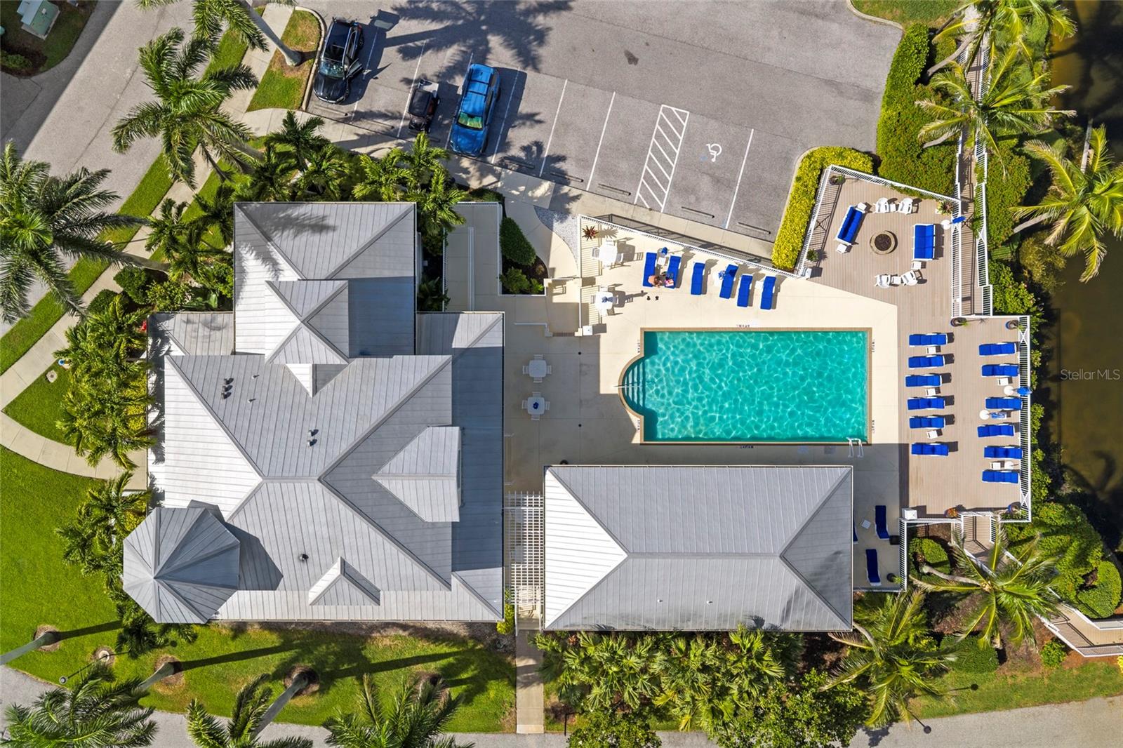 PALMA SOLA BAY CLUB PH 18B - Residential