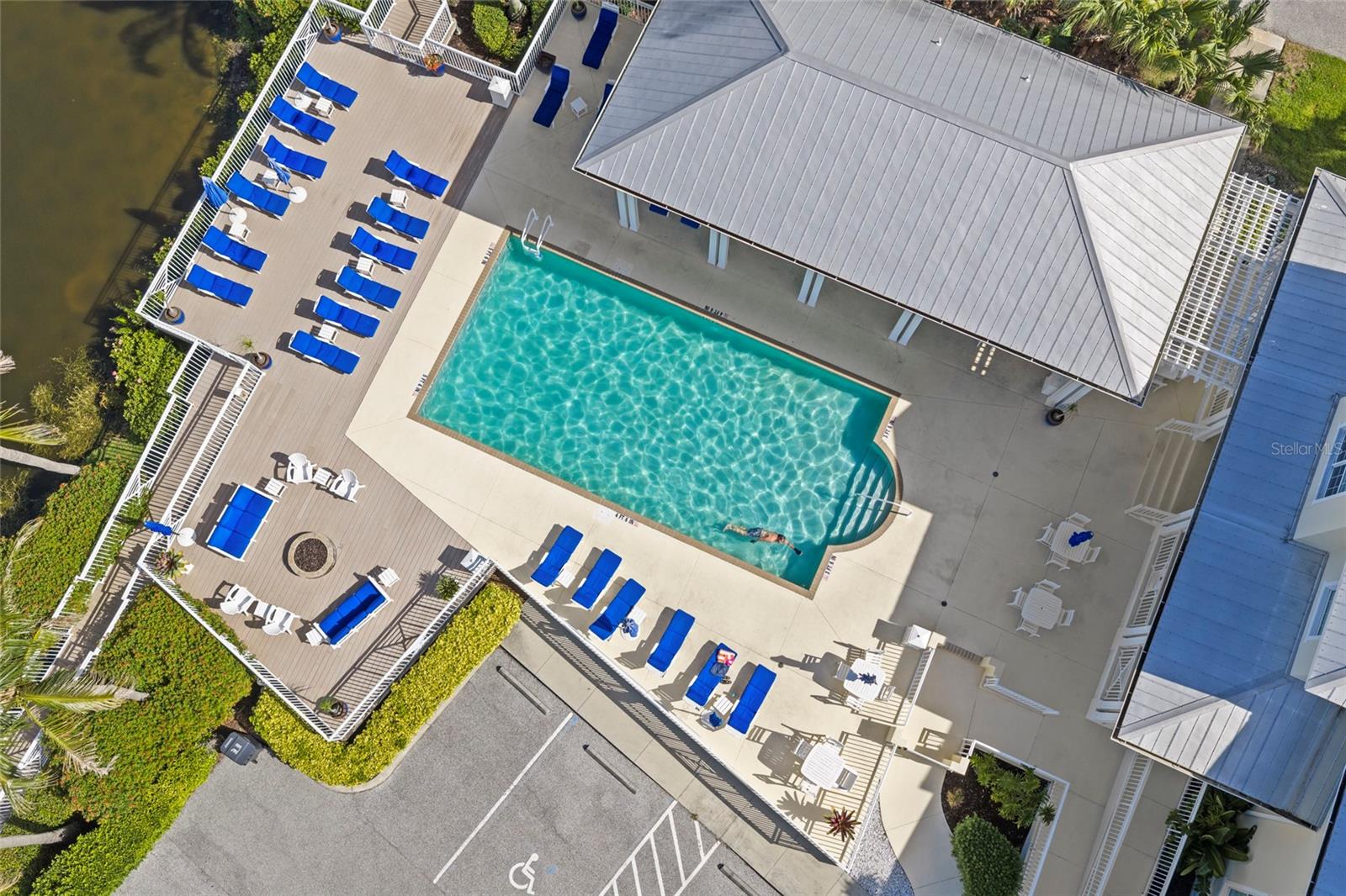 PALMA SOLA BAY CLUB PH 18B - Residential