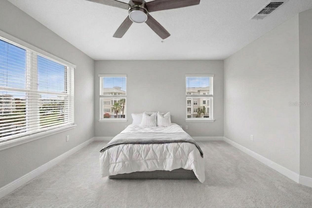 PALMA SOLA BAY CLUB PH 18B - Residential