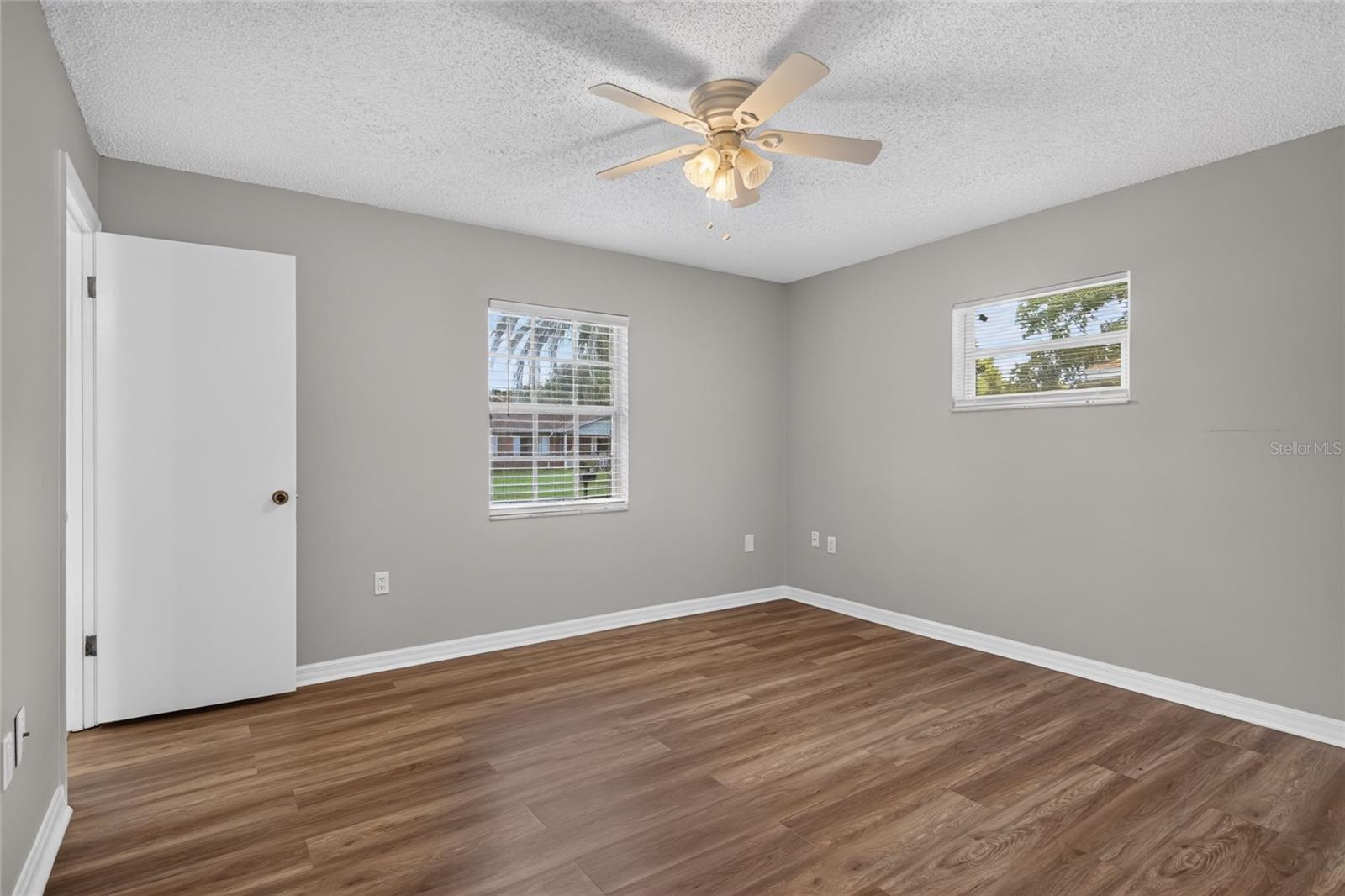 709 HEMLOCK LANE