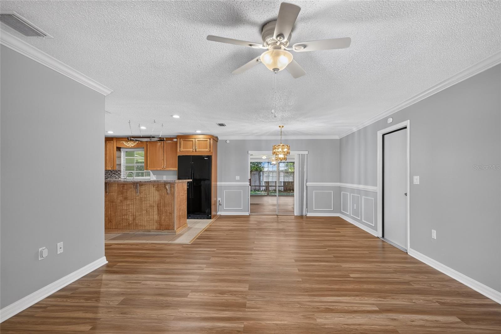 709 HEMLOCK LANE