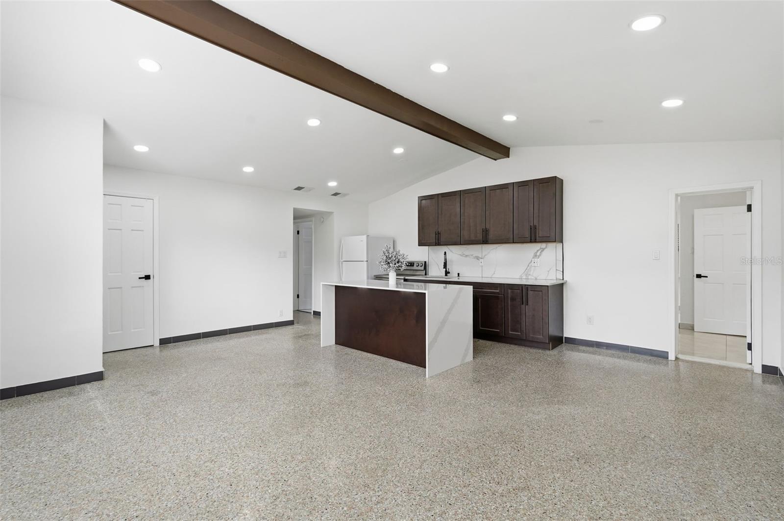 BIG ACRES - Residential