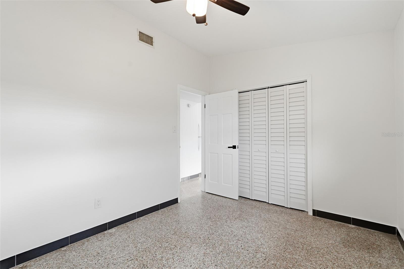 BIG ACRES - Residential