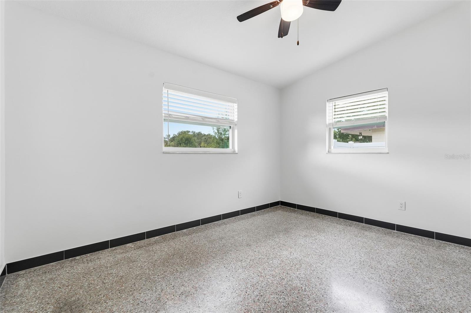 BIG ACRES - Residential