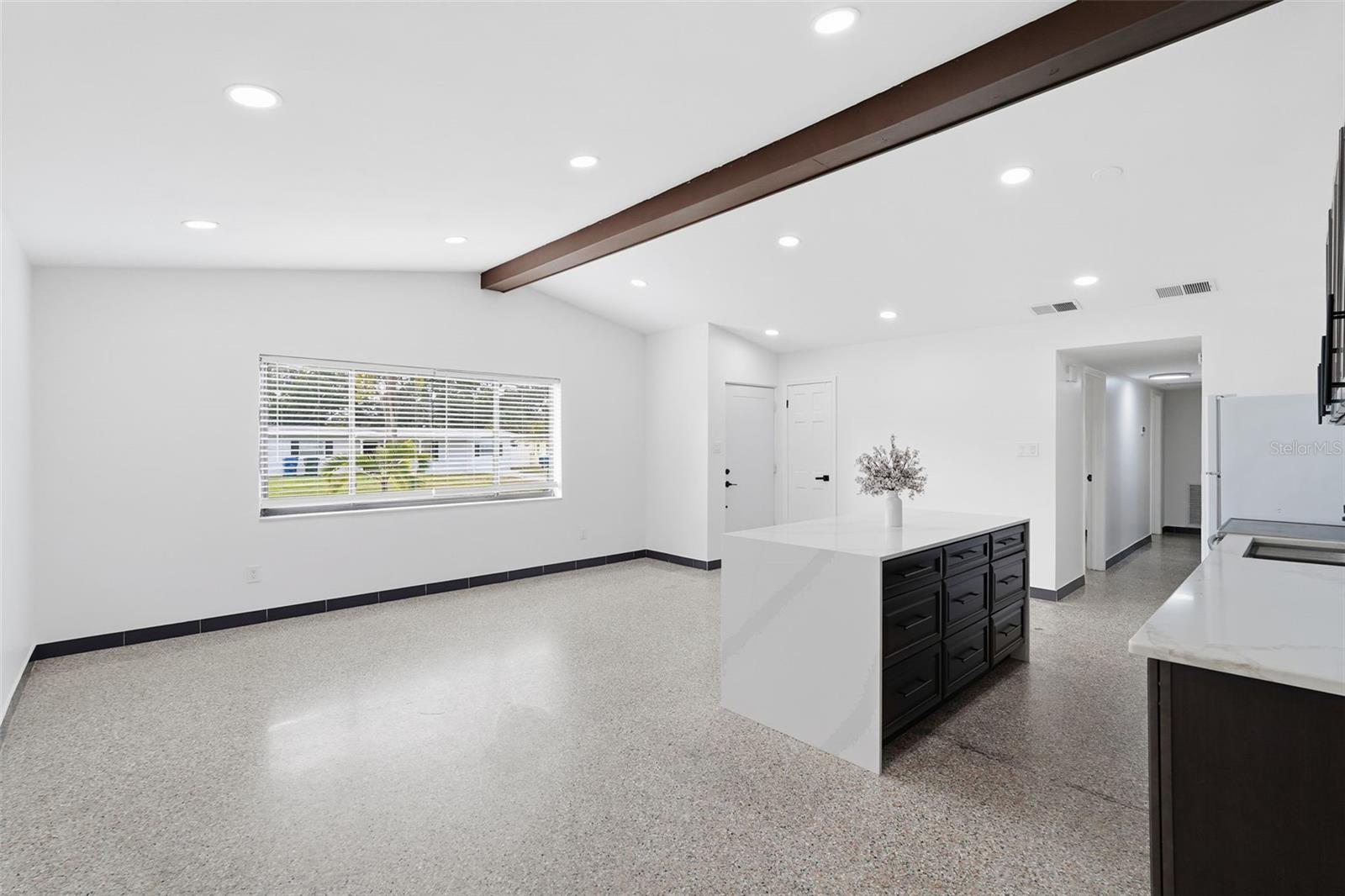 BIG ACRES - Residential