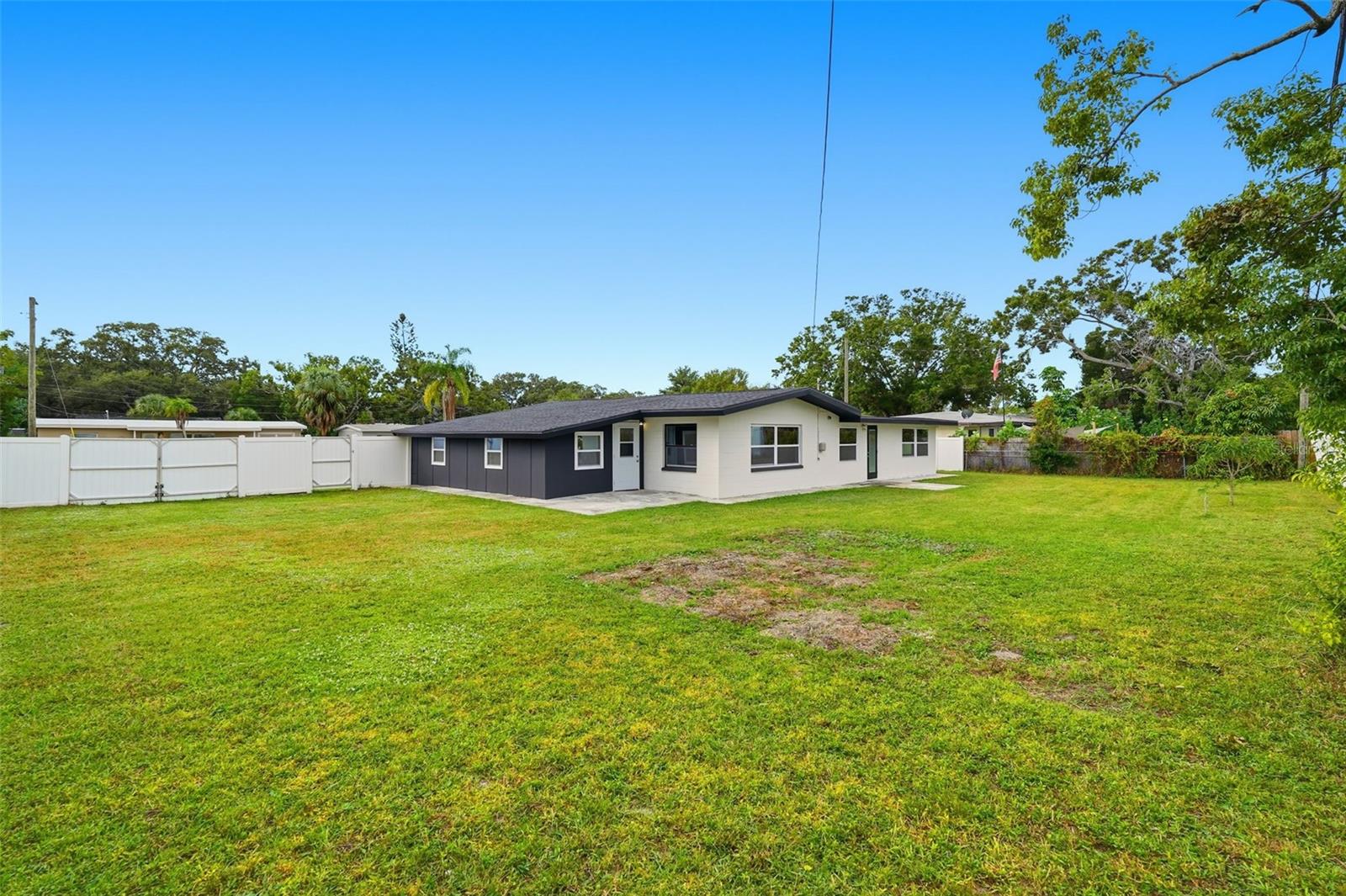 BIG ACRES - Residential