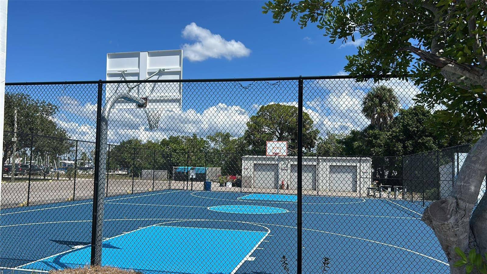 BAYSHORE GARDENS SEC 13 - Residential