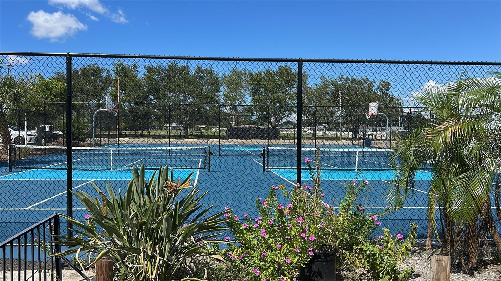 BAYSHORE GARDENS SEC 13 - Residential