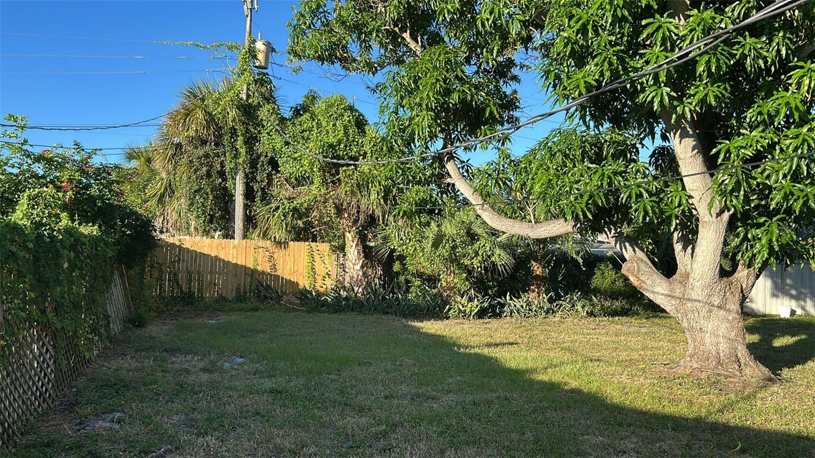 BAYSHORE GARDENS SEC 13 - Residential