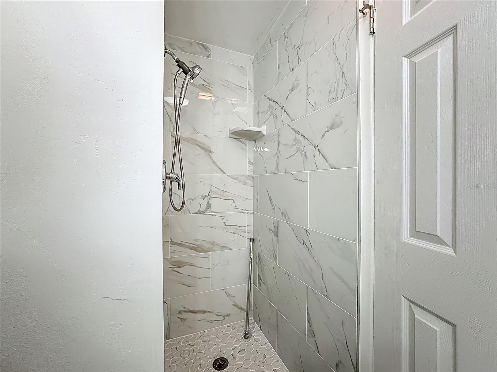 BAYSHORE GARDENS SEC 13 - Residential