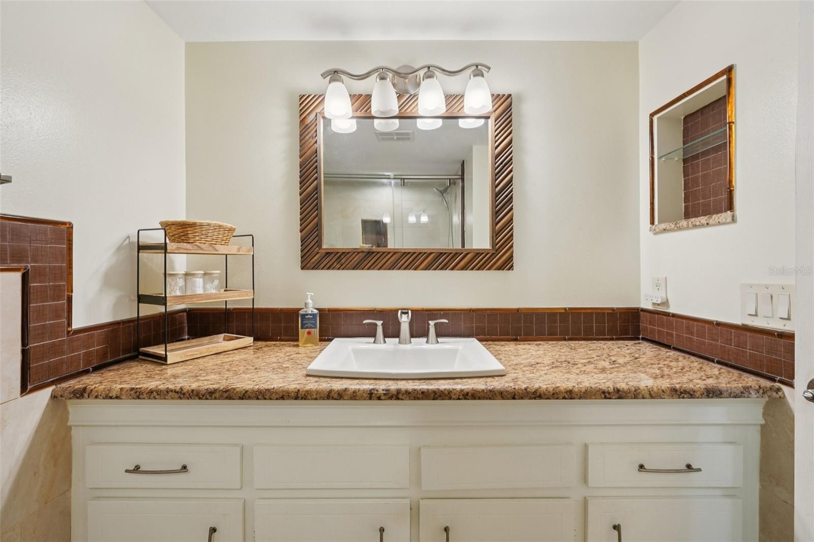 CORDOVA GREENS CONDO - Residential