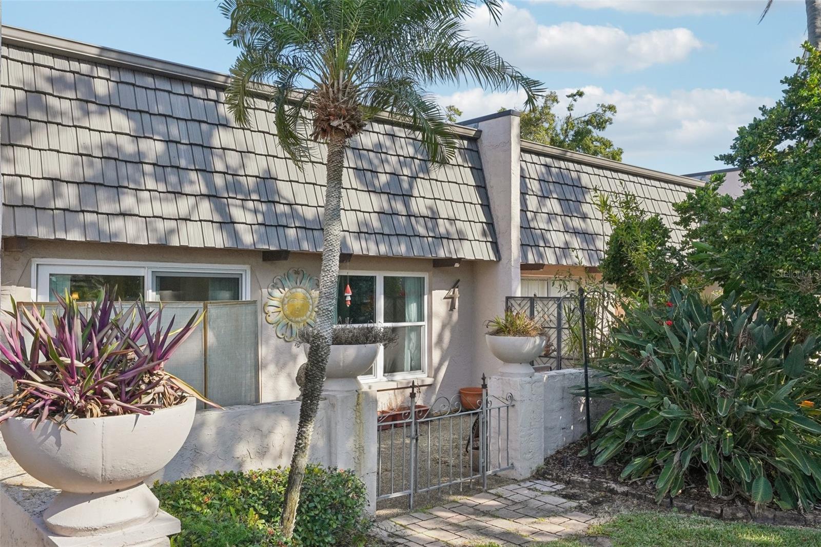 CORDOVA GREENS CONDO - Residential