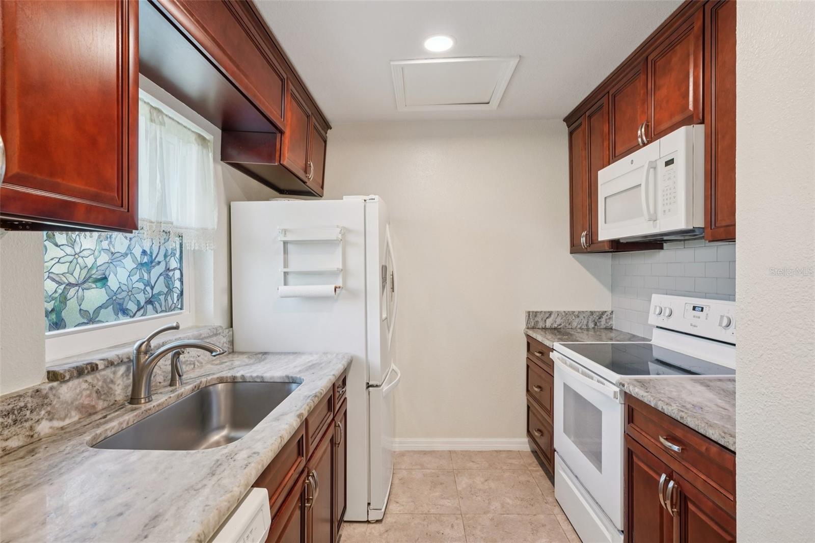 CORDOVA GREENS CONDO - Residential