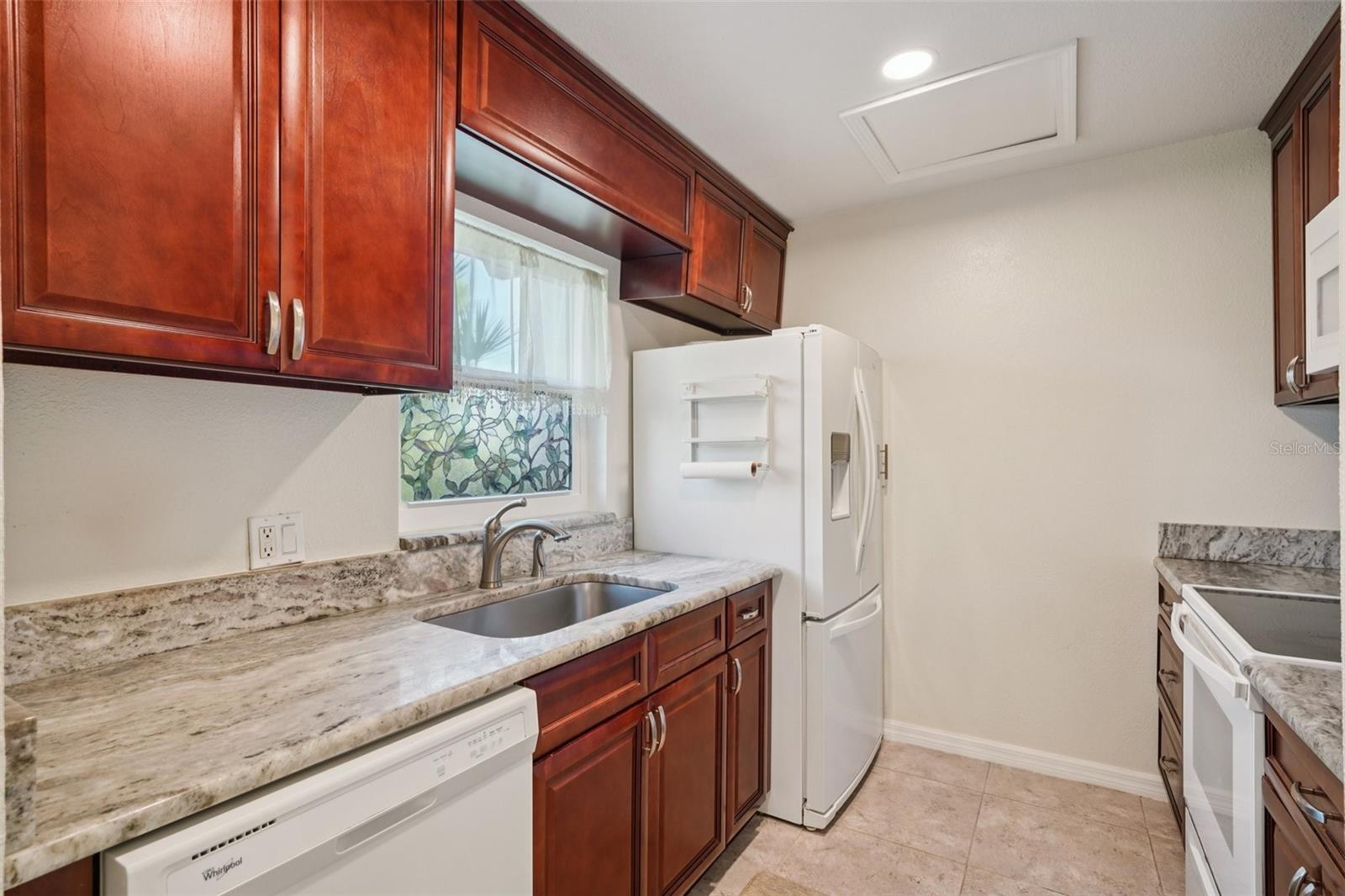 CORDOVA GREENS CONDO - Residential