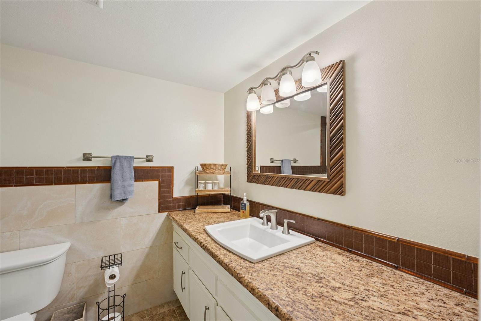 CORDOVA GREENS CONDO - Residential