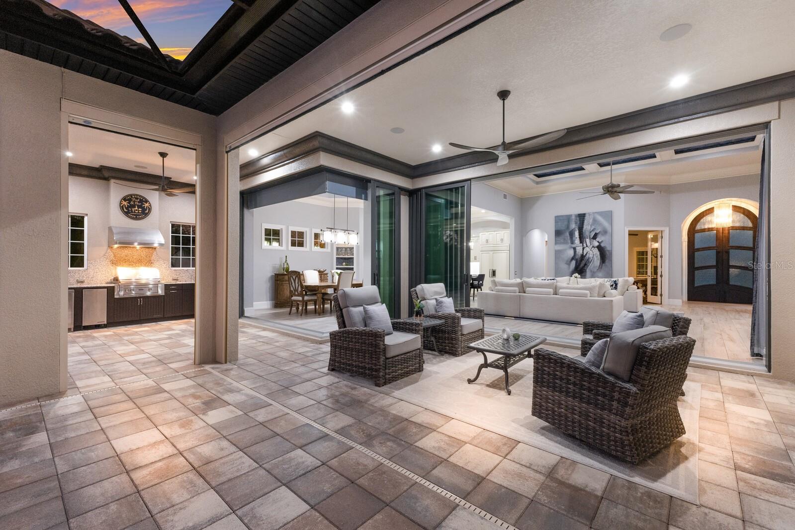 COUNTRY CLUB EAST AT LAKEWD RNCH UU2 - Residential