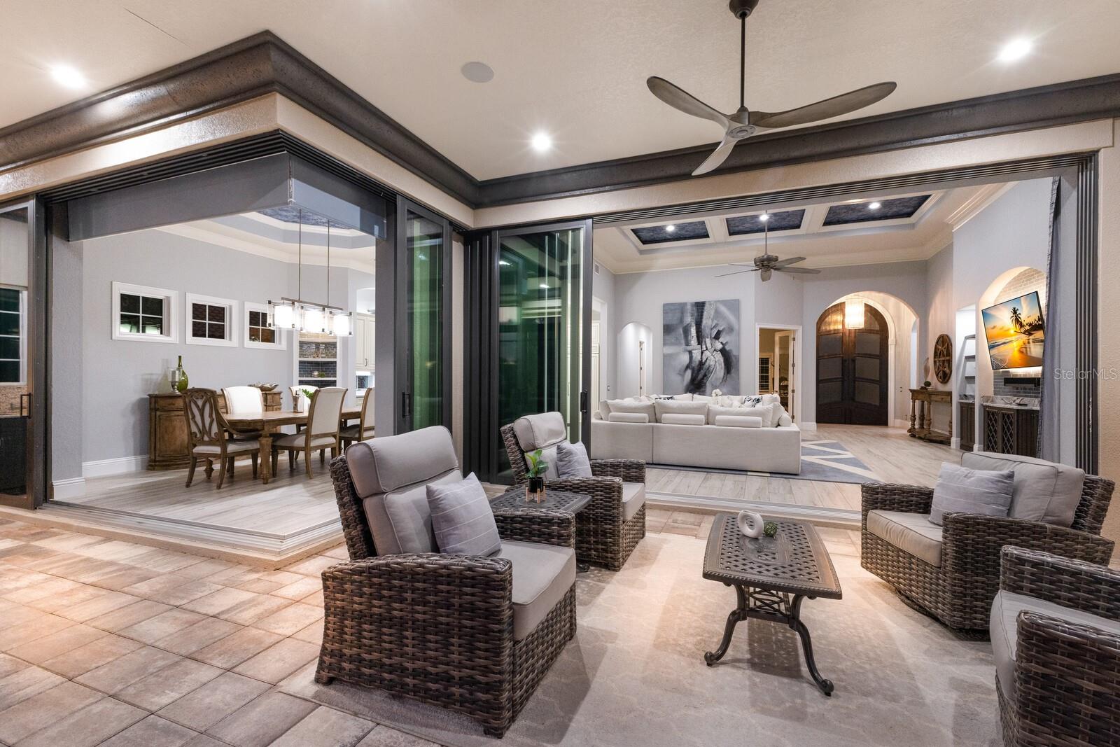 COUNTRY CLUB EAST AT LAKEWD RNCH UU2 - Residential