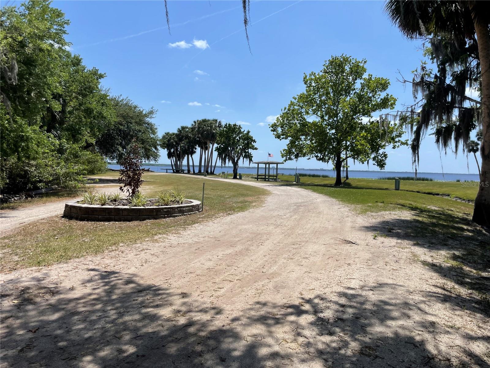 STONE ISLAND ESTATES UNIT 04 & 06 - Land