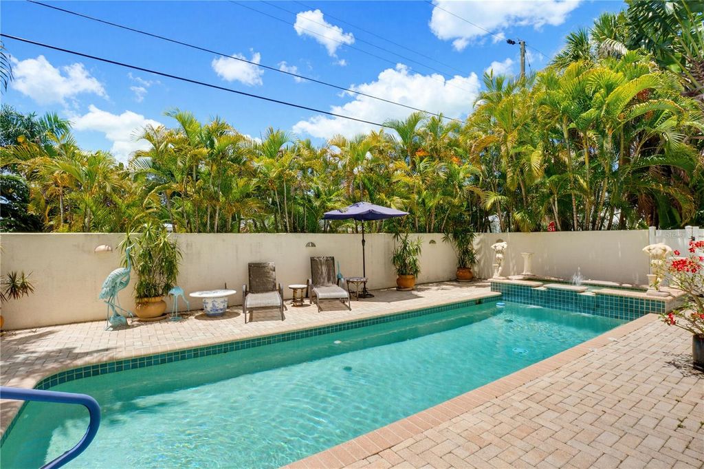 Photo of 4104 Sarasota Avenue, Sarasota, FL 34234 (MLS # A4691894)