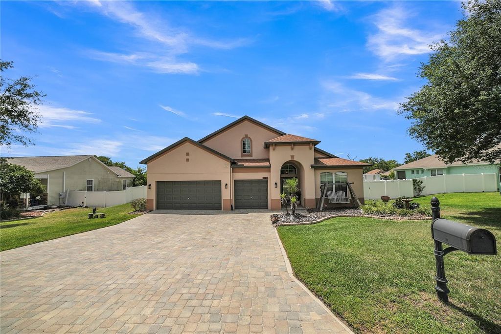 Photo of 12309 Loopback Drive, San Antonio, FL 33576 (MLS # TB8504303)