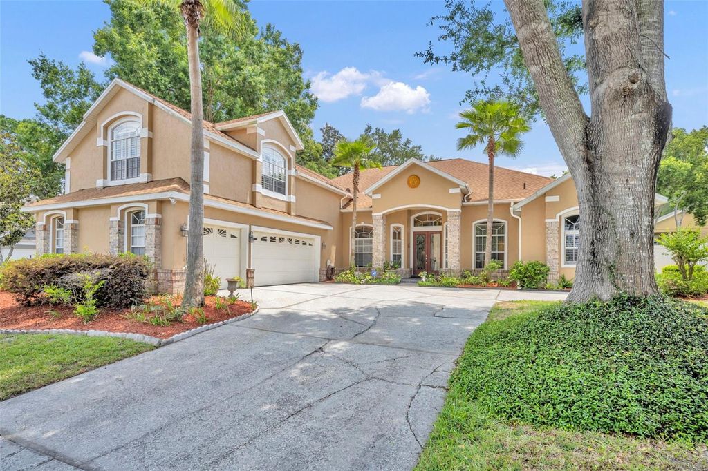 Photo of 2518 Emerald Tree Lane, Apopka, FL 32712 (MLS # O6407513)