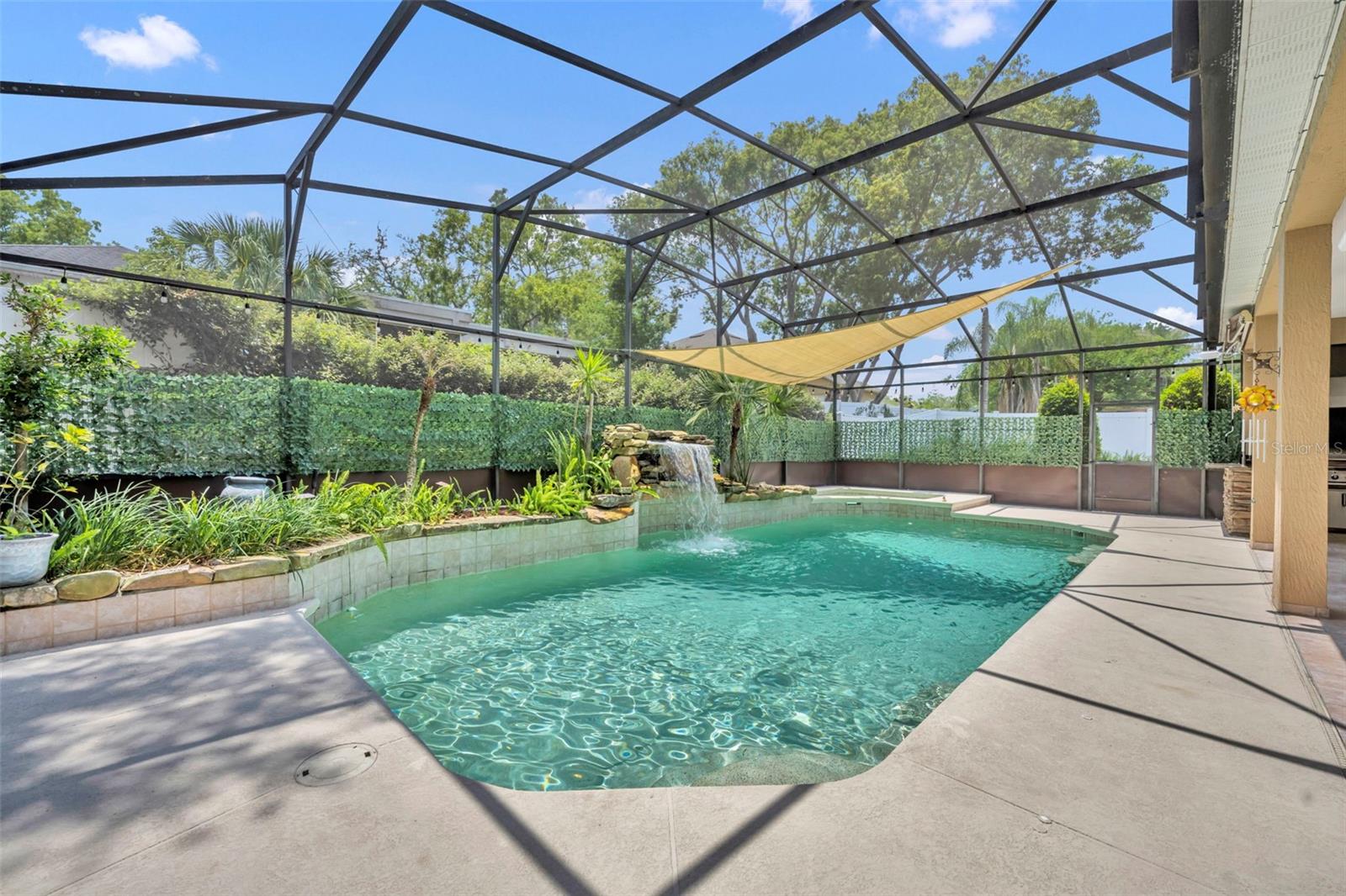 DIAMOND HILL AT SWEETWATER COUNTRY CLUB - Residential