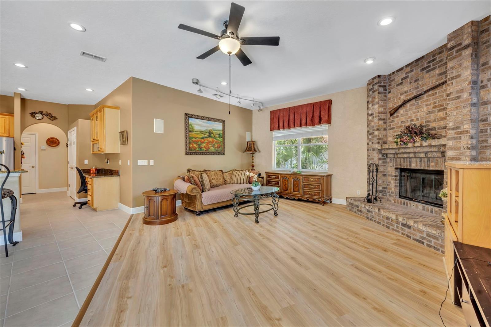DIAMOND HILL AT SWEETWATER COUNTRY CLUB - Residential