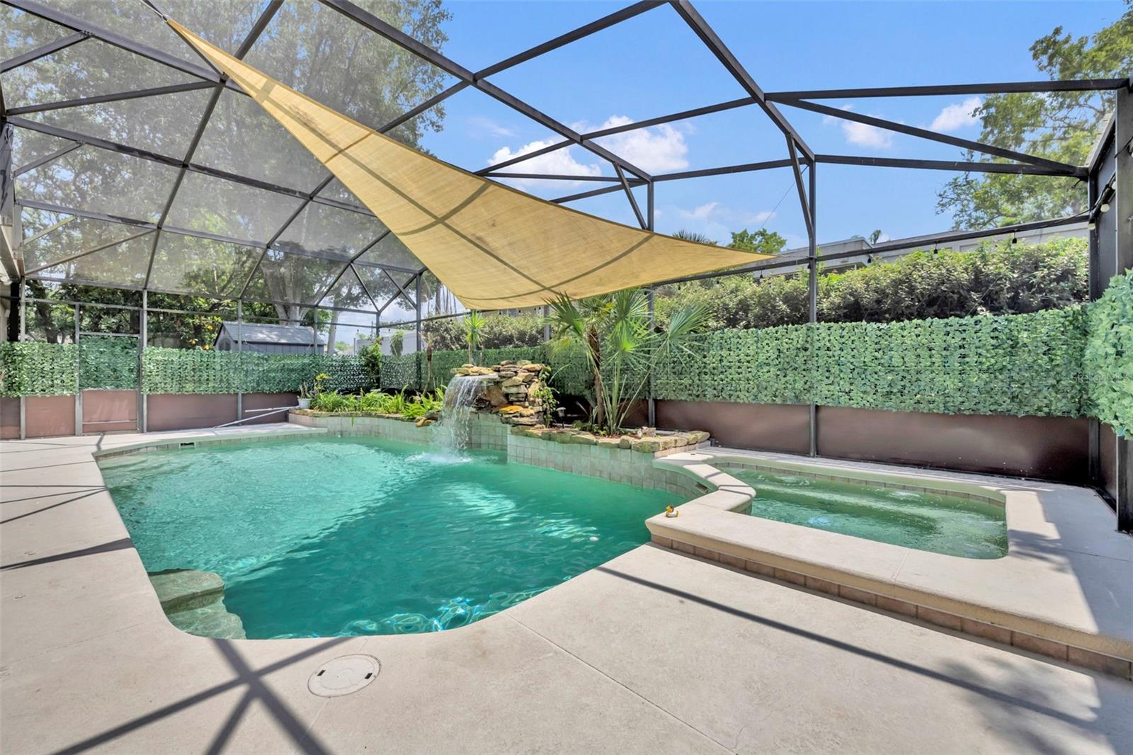 DIAMOND HILL AT SWEETWATER COUNTRY CLUB - Residential