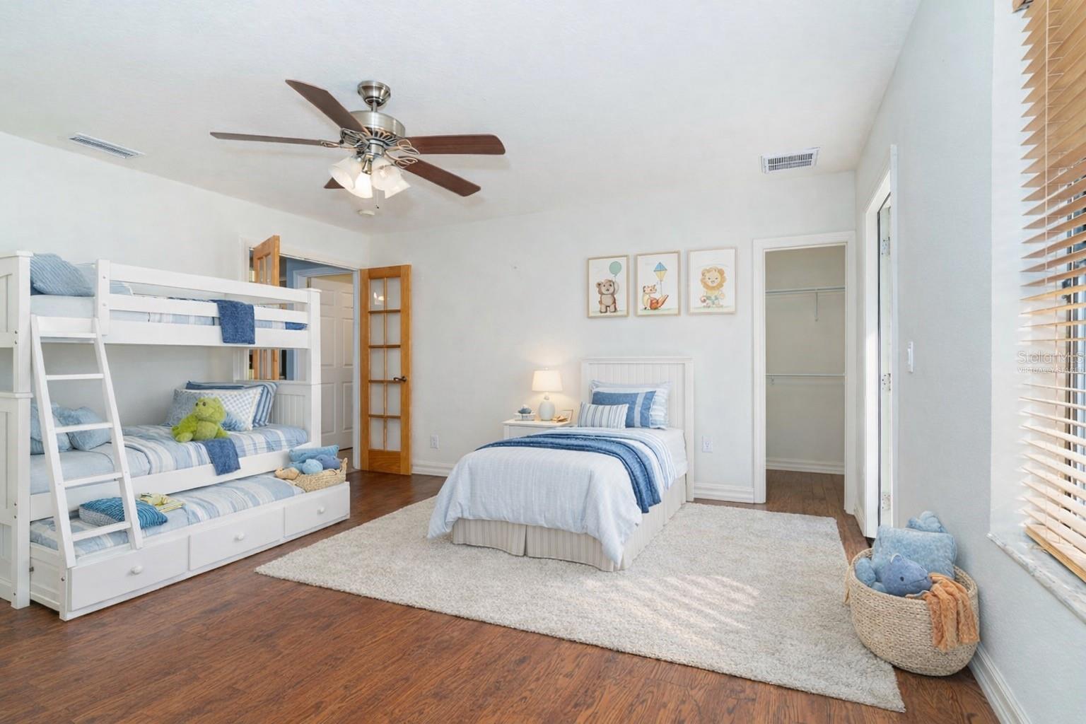 EVERGLADE ESTATES - Residential