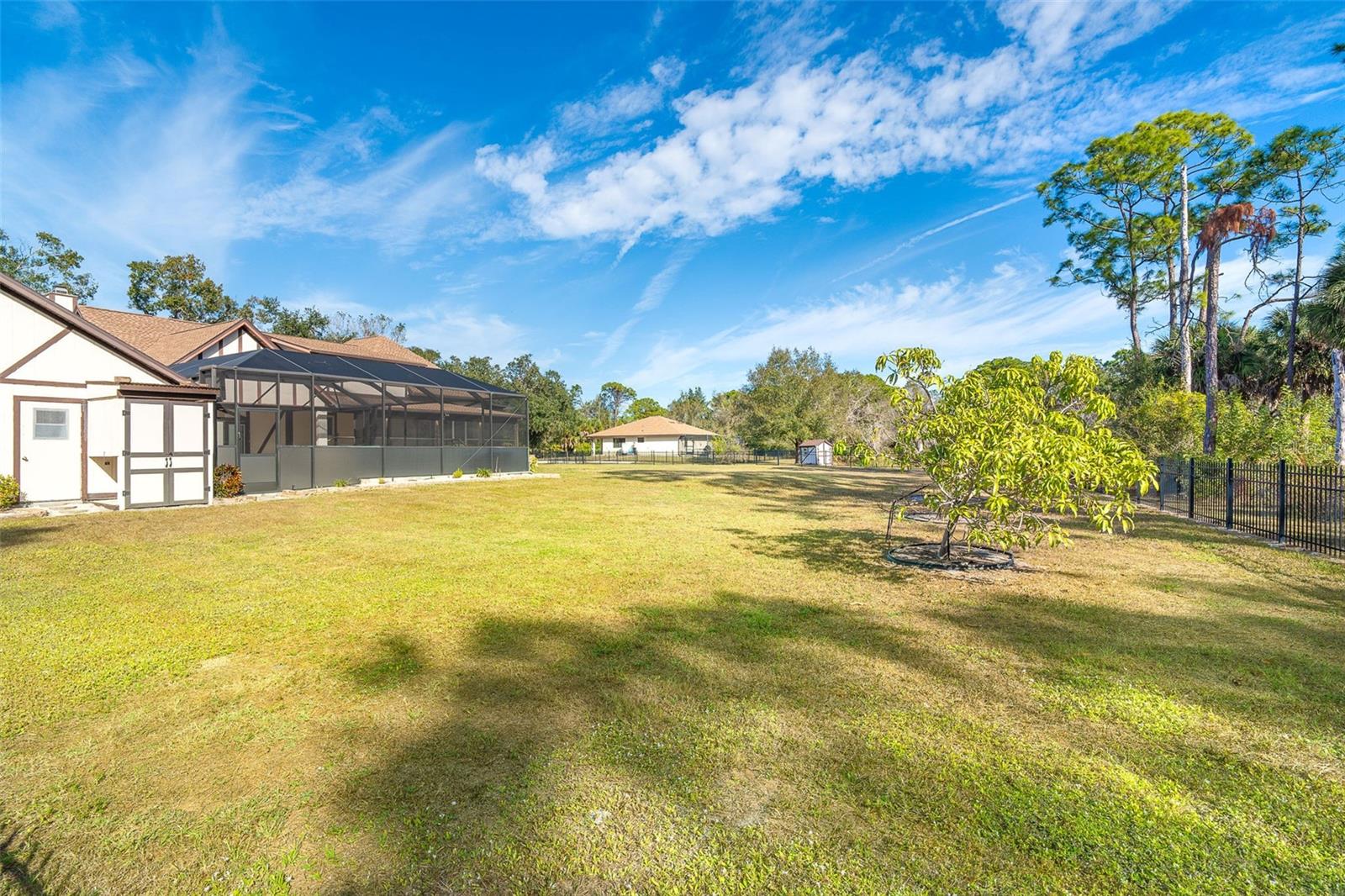 EVERGLADE ESTATES - Residential